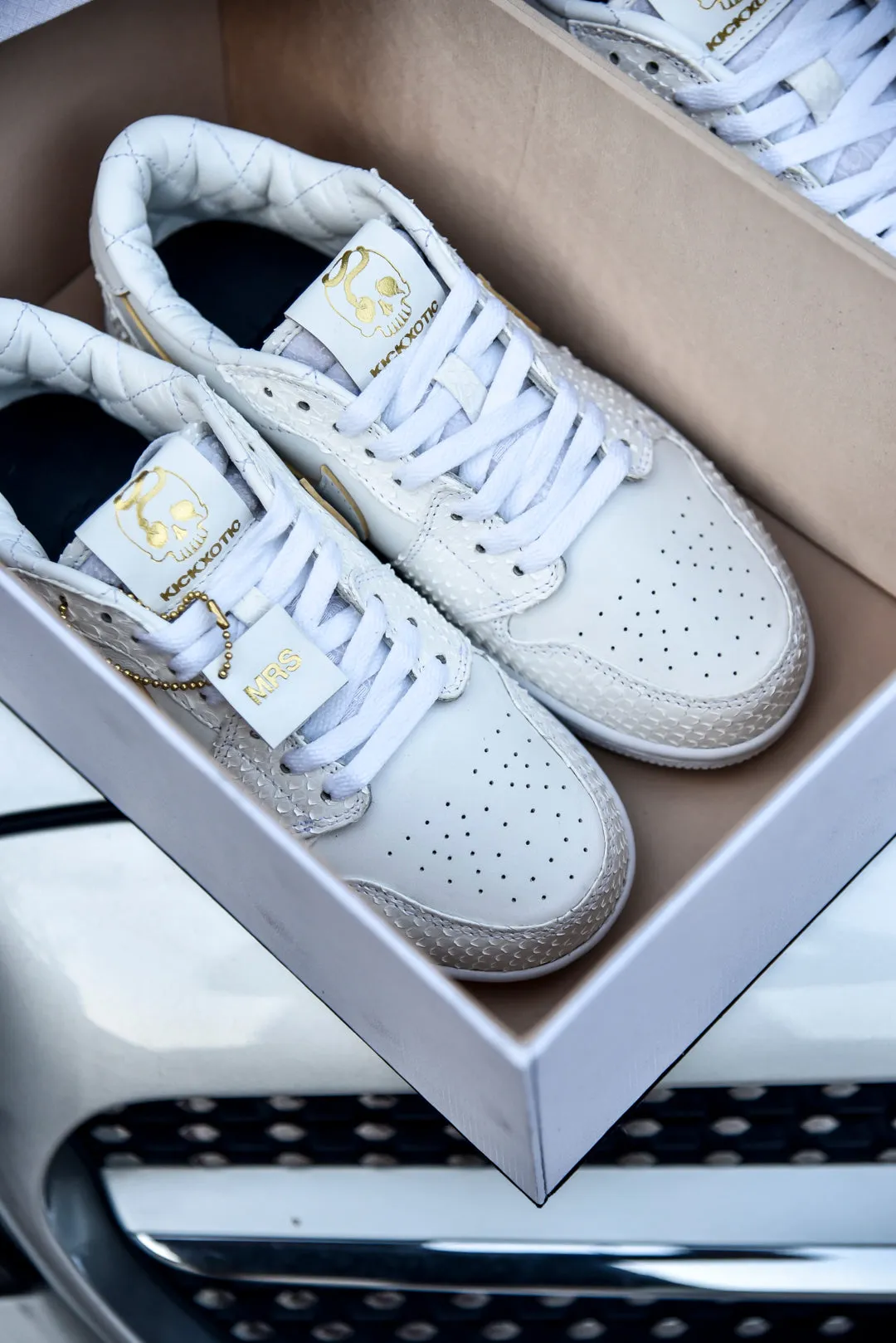 Air Jordan 1 Low "Mr & Mrs" Set