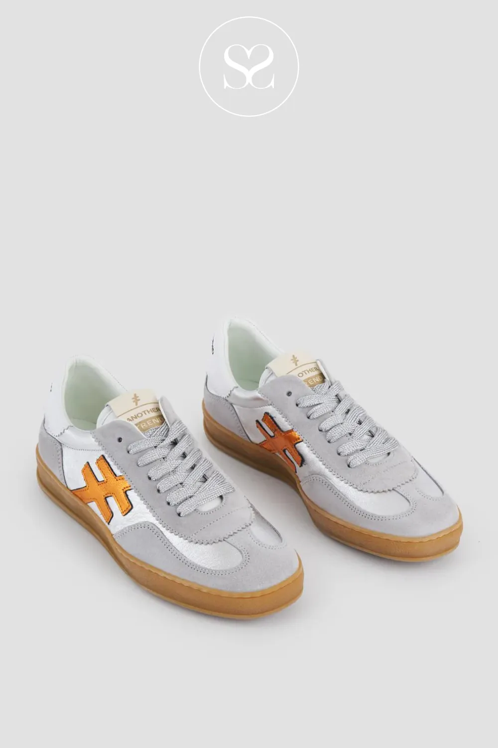 ANOTHER TREND A032 ICONIC GREY AND SILVER/ORANGE LEATHER TRAINER