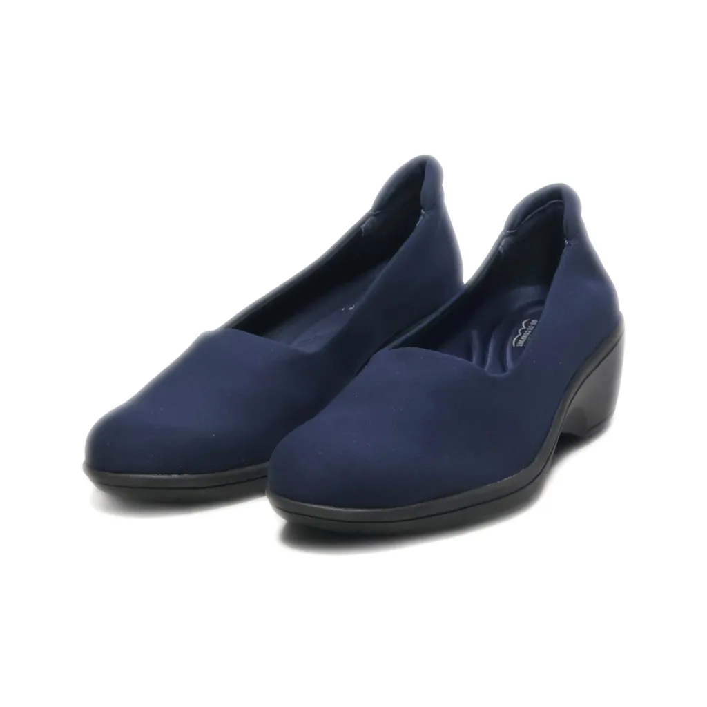 Bass Pumps Fabric Blue Colour For Women