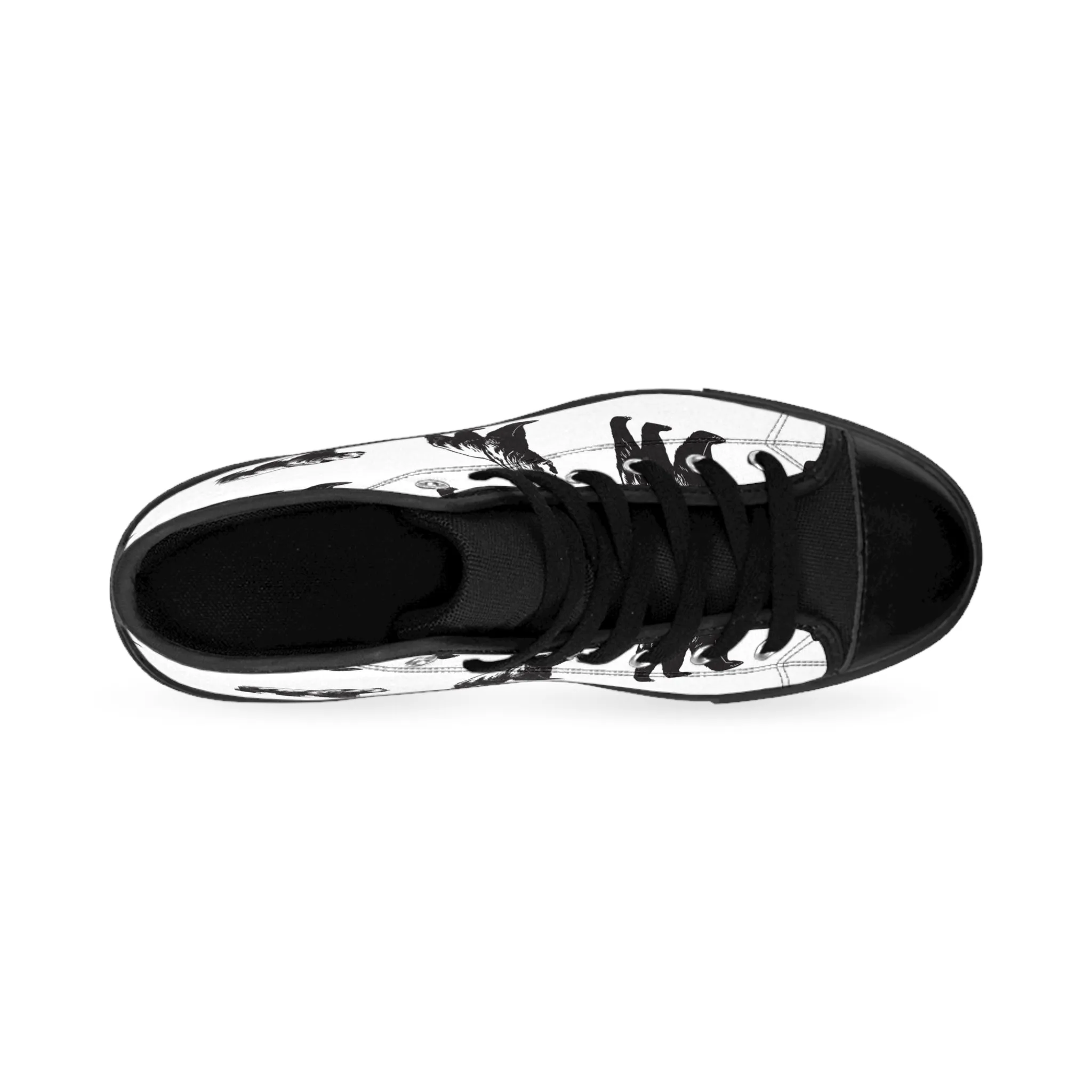 Black Grizzly Bear Men's Classic Sneakers