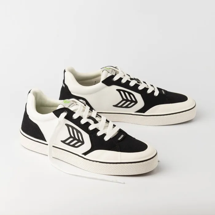 CARIUMA VALLELY Black/Vintage White  Men's  Sneaker