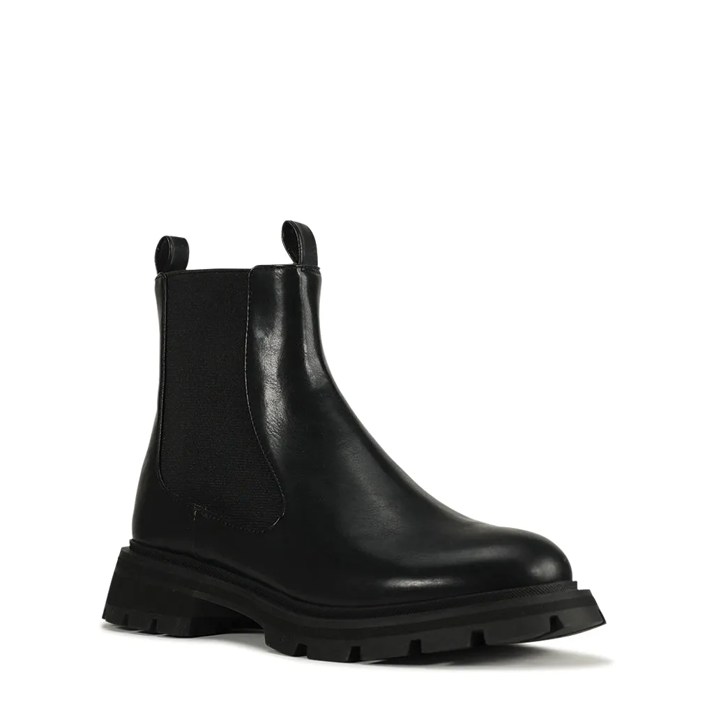 CHEN CHELSEA ANKLE BOOTS