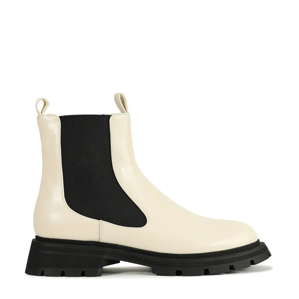 CHEN CHELSEA ANKLE BOOTS