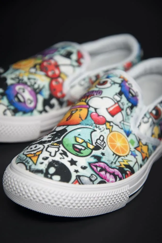DE Graffiti Print Canvas Ladies Slip On Low-Top