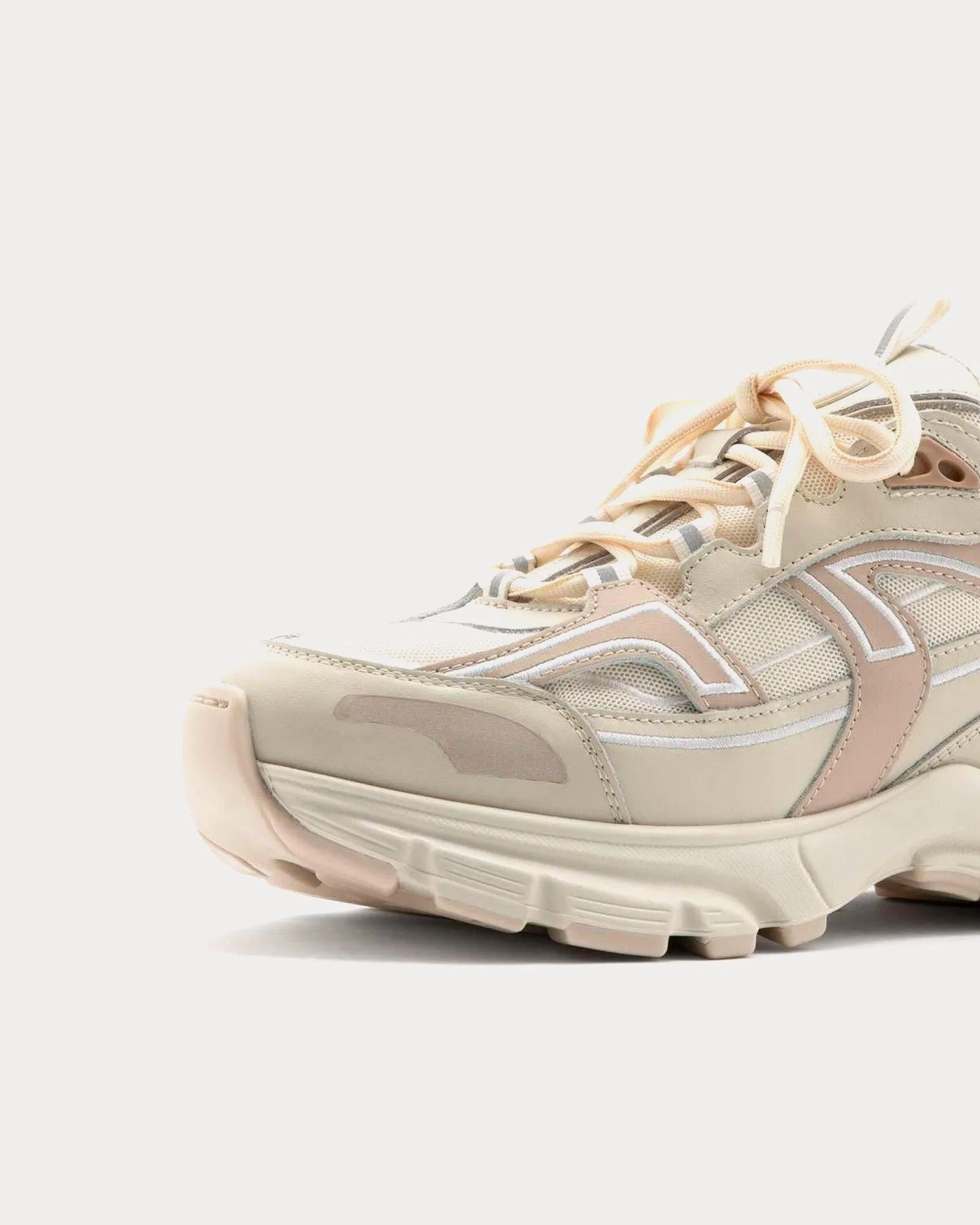 Marathon R-Trail Beige / Beige Low Top Sneakers