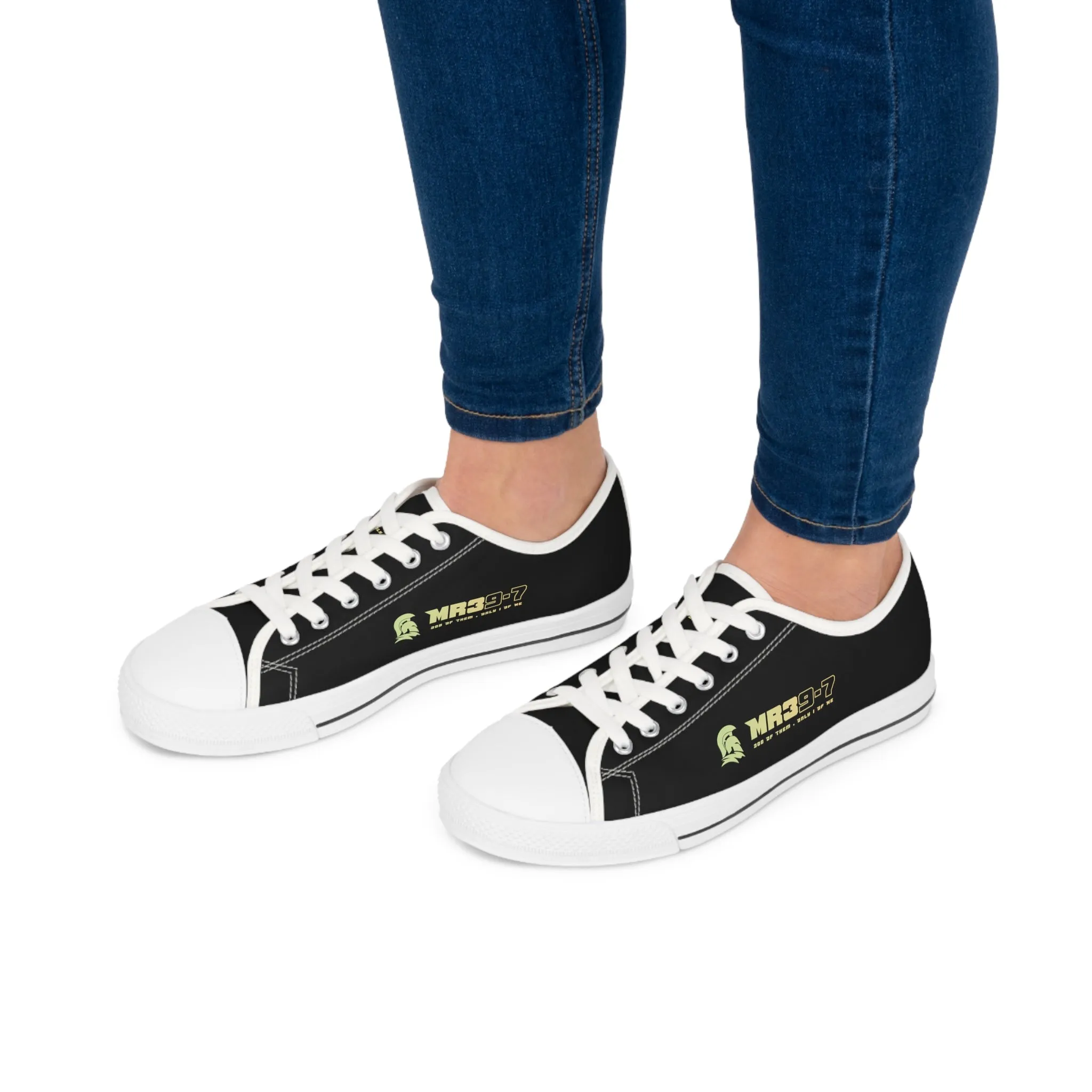 MR39-7  Women's Low Top Sneakers