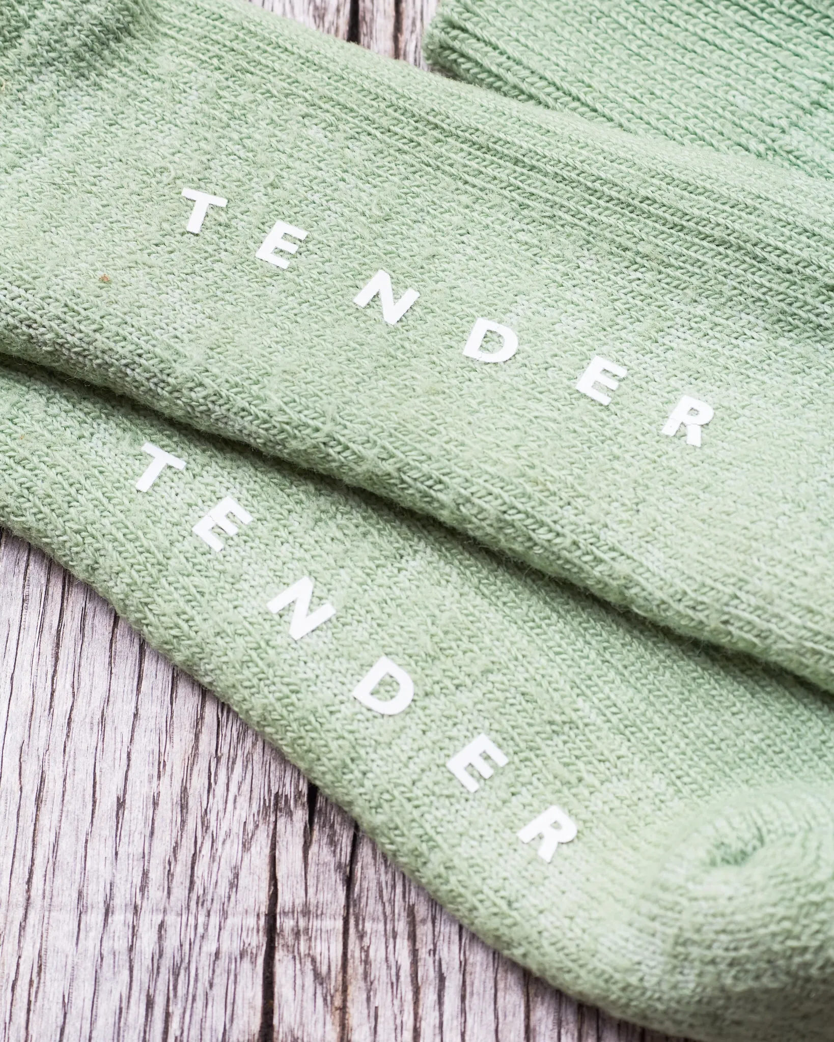 Tender Wool Rib Socks Chlorophyll Dyed