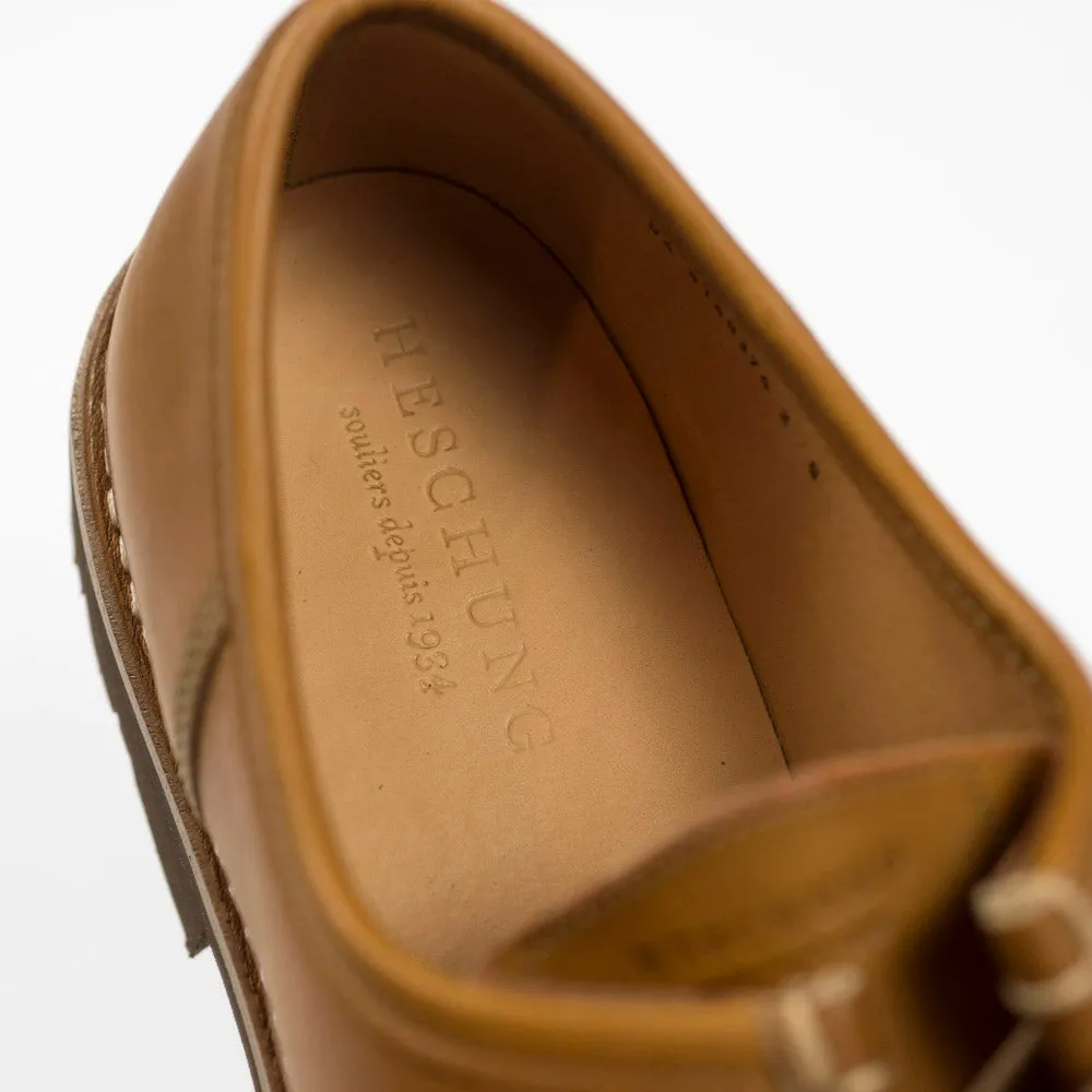 Thuya moccasin toe shoe in chestnut calf, rubber sole